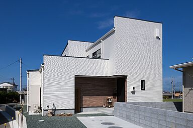 伊大建設株式会社の施工事例「中庭からすべて繋がる家事「楽」動線の家」の画像9