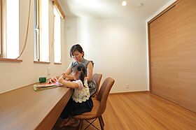 サンヨーホームズ 中部支店の施工事例「大きな軒天にこだわった 安心して永く住めるかっこいい家」の画像3