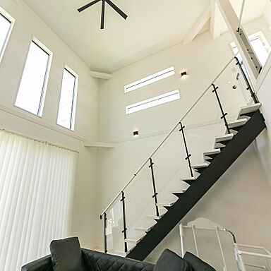 アイフルホーム宮城の施工事例「宮城県石巻市 T様宅 白をベースに、憧れていた「生活感のない家」を実現」の画像1