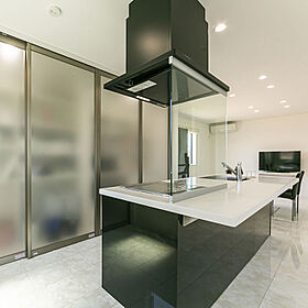 アイフルホーム宮城の施工事例「宮城県石巻市 T様宅 白をベースに、憧れていた「生活感のない家」を実現」の画像4