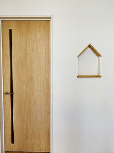 株式会社長崎建創の施工事例「日の光が差し込む穏やかで心地いい住まい」の画像1