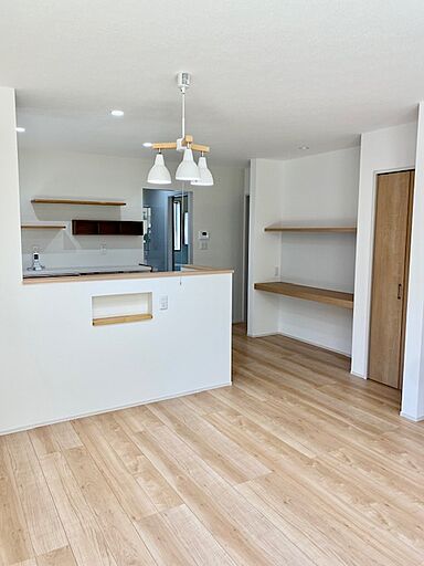 株式会社長崎建創の施工事例「日の光が差し込む穏やかで心地いい住まい」の画像3