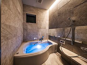 株式会社小堀建設の施工事例「ゲストに感動を与える玄関のある家」の画像5