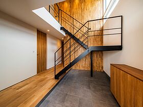 株式会社小堀建設の施工事例「視界が広がる家」の画像1