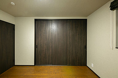 株式会社小堀建設の施工事例「石目調の外壁が高級感をもたらす家」の画像6