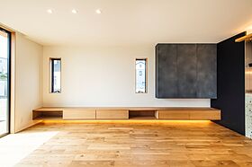 株式会社小堀建設の施工事例「優しく静かに迎え入れてくれる家」の画像4