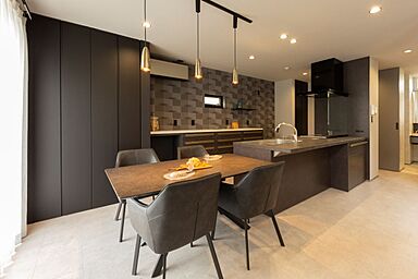 株式会社小堀建設の施工事例「階段を部屋に取り込んだ家」の画像7