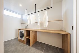 株式会社小堀建設の施工事例「やさしいアーチ壁がアクセントのヌックがある家」の画像6