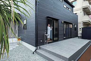 OWN RESORT HOMEの施工事例「インテリアまで統一された アーバン×アウトドアの家」の画像4