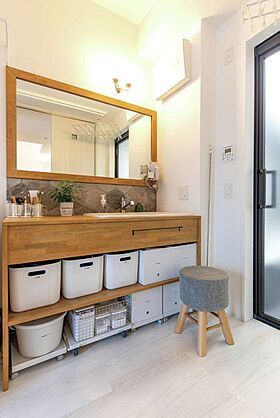 OWN RESORT HOMEの施工事例「家具もついて定額制! 心地よさまでデザインされたシンプルハウス」の画像3