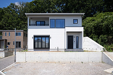 OWN RESORT HOMEの施工事例「デザインと住み心地を両立した北欧モダンスタイルの家」の画像6