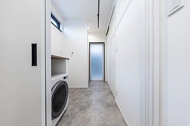 OWN RESORT HOMEの施工事例「【3人の育児を楽しむ家事ラクな家】」の画像4