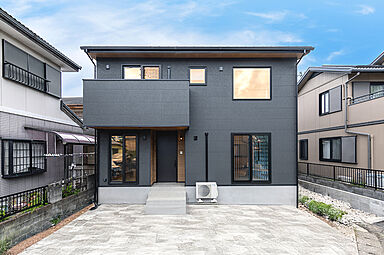 OWN RESORT HOMEの施工事例「【インダストリアルなカフェスタイルがクールな家】」の画像10