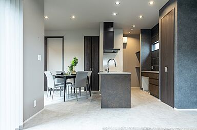 OWN RESORT HOMEの施工事例「【LDK思考からKDLを定義するクリエイティブプランの家】」の画像3