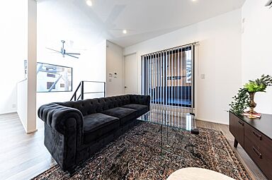 OWN RESORT HOMEの施工事例「【インダストリアルな2階リビングの家】」の画像1