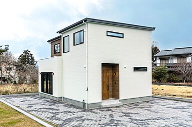 OWN RESORT HOMEの施工事例「【機能的に住まう時間を紡ぐライフスタイル】」の画像10