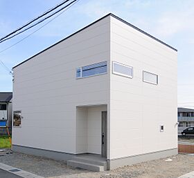 タツケンアーキデザインの施工事例「まっしろで明るく柔らかいお家」のメイン画像