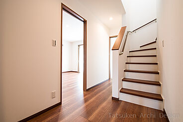 タツケンアーキデザインの施工事例「木のぬくもりと過ごすシックテイストなお家」の画像