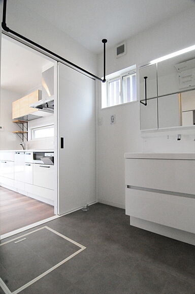 タツケンアーキデザインの施工事例「白を基調にした柔らかくここちのよいお家」の画像3