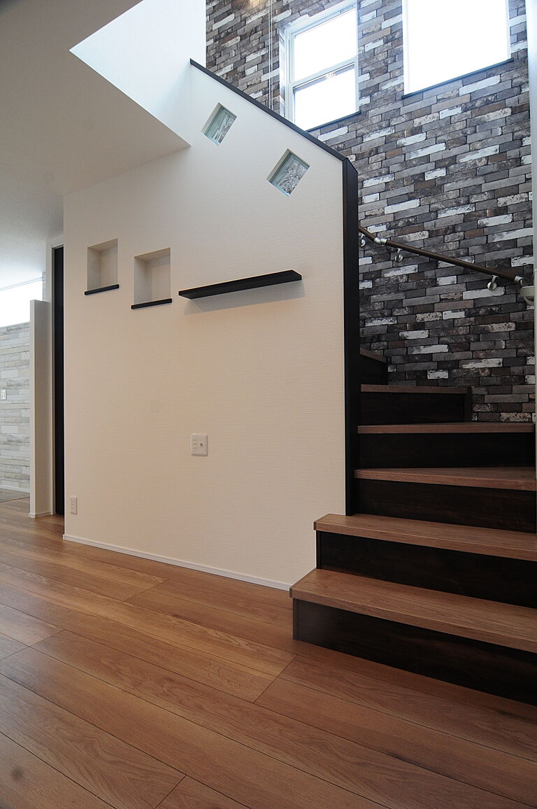 タツケンアーキデザインの公式画像_階段3