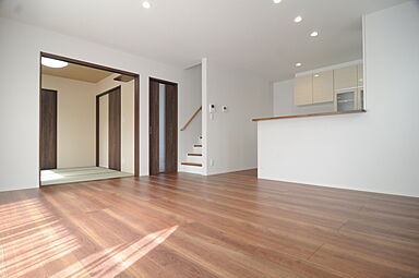 タツケンアーキデザインの施工事例「”ここちよく住まう” ナチュラルモダンの家」の画像1