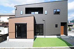 タツケンアーキデザインの施工事例「ダークトーンで統一されたシックでかっこいいお家」の画像