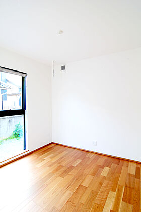 タツケンアーキデザインの施工事例「広々ウッドデッキのあるお家」の画像2