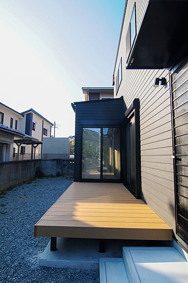 タツケンアーキデザインの施工事例「広々ウッドデッキのあるお家」の画像5