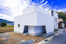 タツケンアーキデザインの施工事例「白を基調としたシンプルモダンの家」のメイン画像