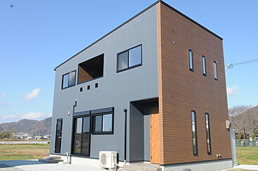 タツケンアーキデザインの施工事例「かっこいい × かわいい お家」の画像