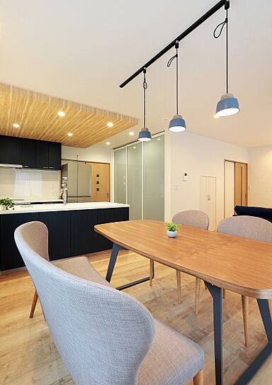 DIグループ DI Homeの施工事例「【那須塩原市】快適で便利な生活動線を備えた“隠れ家的スタイリッシュな家”」の画像2