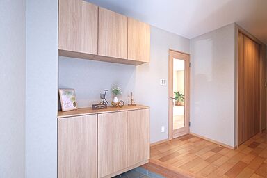 西和不動産株式会社 イマジンホームの施工事例「憧れの広々土間収納のある家」の画像2