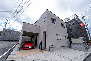 西和不動産株式会社 イマジンホームの施工事例「愛車と暮らすガレージハウス」の画像