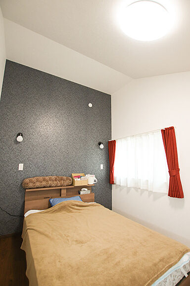 株式会社土屋ホームの施工事例「1.5階のワンモアには主人の”趣味の部屋”を設置したお家」の画像4