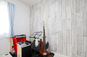 株式会社土屋ホームの施工事例「1.5階のワンモアには主人の”趣味の部屋”を設置したお家」の画像5