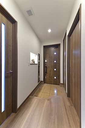 株式会社土屋ホームの施工事例「家族が集うリビングにひと工夫した収納抜群の家」の画像5