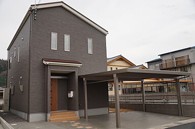 有限会社なおこうの施工事例「いつまでもプレーンな暮らし」の画像