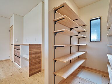 有限会社なおこうの施工事例「平家+α 1.5階建ての家 TSUMIKI」の画像9