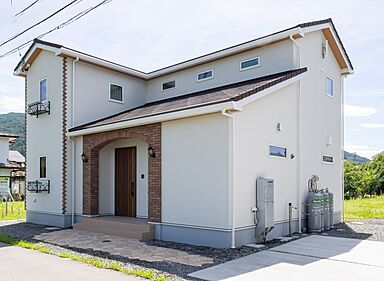 株式会社優プランの施工事例「「かわいらしさ」にもこだわった 機能性抜群の家」の画像