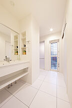 洗面所 ディー・アンド・エイチ株式会社の事例画像