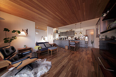 ディー・アンド・エイチ株式会社の施工事例「「好き」に包まれた家 開放感と実用性を両立」の画像1