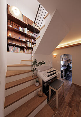 ディー・アンド・エイチ株式会社の施工事例「「好き」に包まれた家 開放感と実用性を両立」の画像4