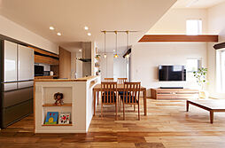 ディー・アンド・エイチ株式会社の施工事例「2世帯住宅|住まいは1階と2階に独立したちょうど良い距離感の家」の画像