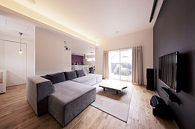 ディー・アンド・エイチ株式会社の施工事例「2階リビング|テラス|のびのびとした暮らし」の画像2