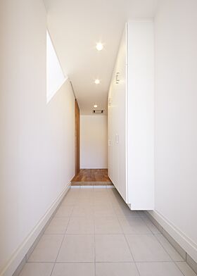 ディー・アンド・エイチ株式会社の施工事例「【春日/吹抜け/フリースペース】趣味のスペース等充実した空間づくり」の画像5