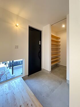 株式会社ハウスプランの施工事例「土地の特徴を活かしきった眺望の家」の画像2