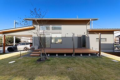 大野建設株式会社の施工事例「屋根ガレージのある家」の画像2