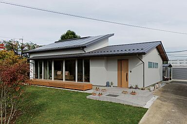 大野建設株式会社の施工事例「太陽と暮らす平屋の家」の画像1