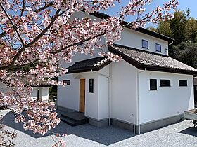 株式会社心笑の施工事例「遊び心と機能性を備えた おとなかわいい終の住処」のメイン画像