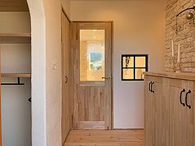 株式会社心笑の施工事例「遊び心と機能性を備えた おとなかわいい終の住処」の画像2